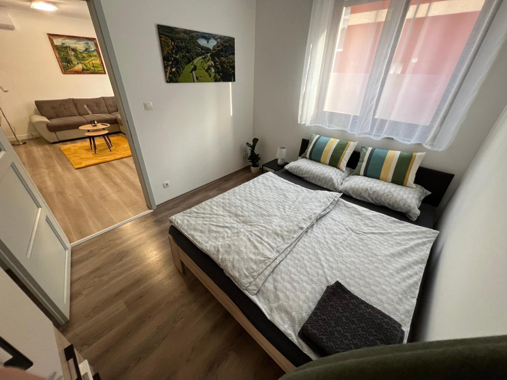 Garay26 Apartman Pecs Ngoại thất bức ảnh
